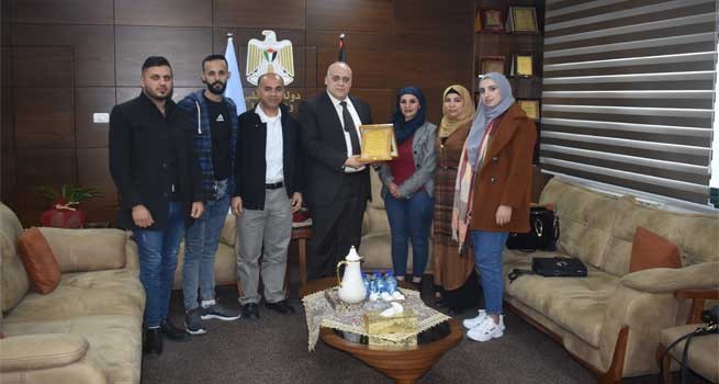 شبكة ديار المدنية الثقافية تختتم حملة (حقيبة فرص عمل) بلقاء مع وزير العمل معالي الدكتور نصري أبو جيش
