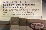 القس الدكتور متري الراهب يصدر النسخة الأولى باللغة الهولندية لكتابه 